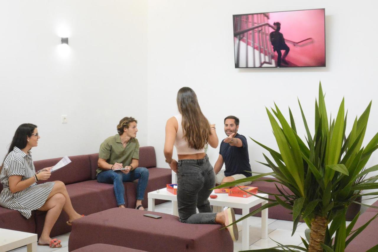 Broz Hostel Granada Exterior photo